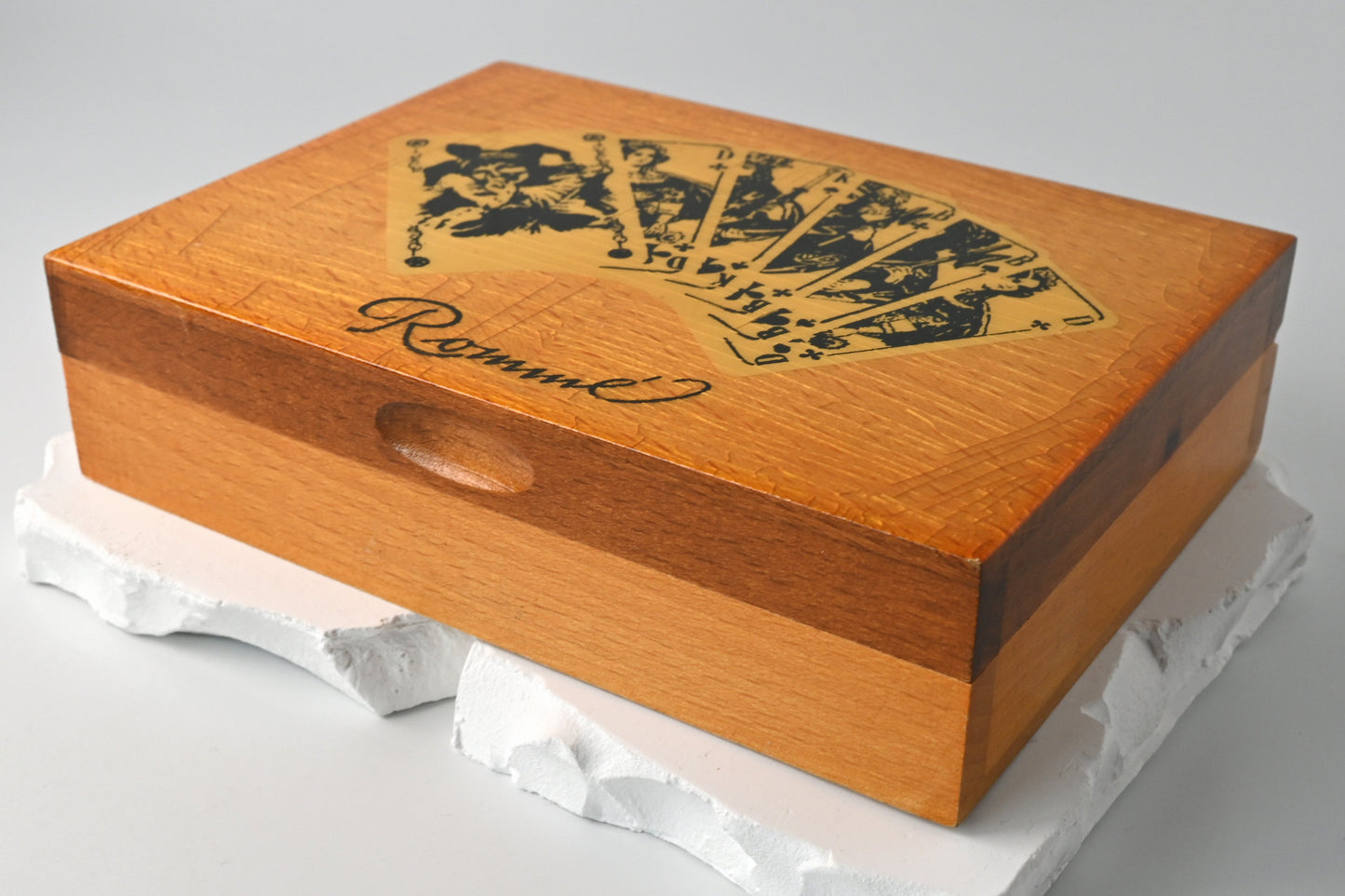 Vintage Kartenspiel Set in Holzbox – Altenburger Spielkarten, 2 Decks für Rommé, Bridge, Poker, Canasta, Einzelstück, 1970er Jahre