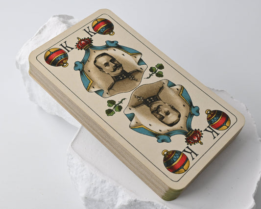 Deutsche Einheitskarte – Historisches Skatspiel mit deutschem Blatt, Vereinigte Stralsunder Spielkartenfabriken, Einzelstück, 1910er Jahre