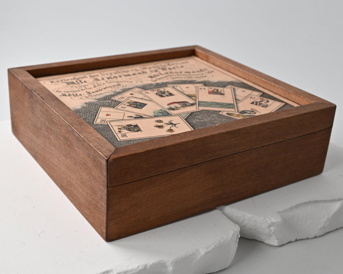 Lenormand Kartenspiel – Mlle Lenormand Wahrsagekarten, 36 Karten komplett, Holzbox, Reprint 1982 – 1980er Jahre
