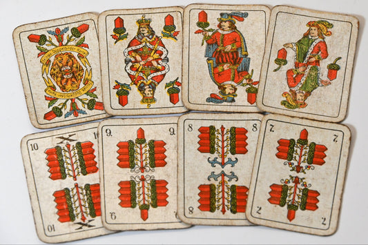 Skatspiel-Miniatur, B Dondorf Frankfurt, deutsches Blatt, feinste Doppelbilder Karte, in Blechdose, Einzelstück, 1930er Jahre