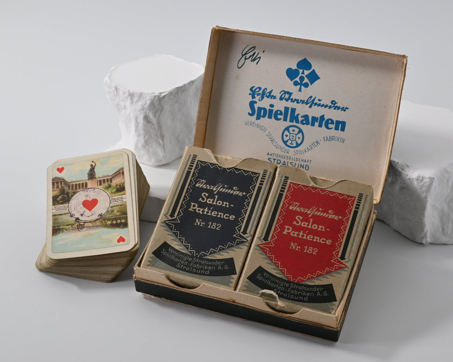 Salon-Patience Nr. 182 – Vereinigte Stralsunder Spielkarten-Fabriken, Goldschnitt, Steuerstempel Nr. 4, Einzelstück – 1920er Jahre