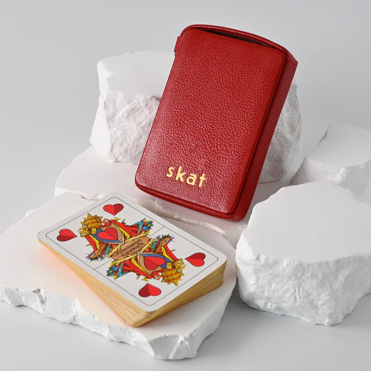 Skatspiel DDR – Altenburger Spielkarten, deutsches Blatt, Goldschnitt, Leder Etui, Einzelstück – 1970er Jahre