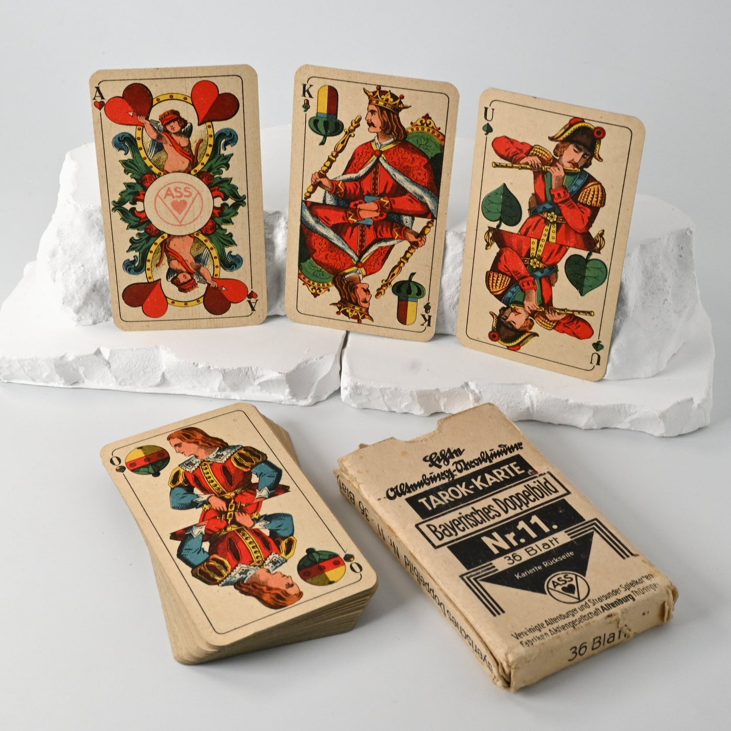 Tarock-Spielkarte Nr. 11 – Altenburger Spielkartenfabrik, bayerisches Doppelbild, Schafkopf/Tarock, Einzelstück – 1940er Jahre