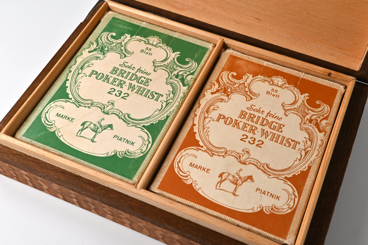 Playing Card Set – Ferd. Piatnik “Sehr feine Karten” No. 232, Rummy, Bridge, Poker, Whist, Carved Wooden Box, Vintage Austrian Playing Cards – 1950s