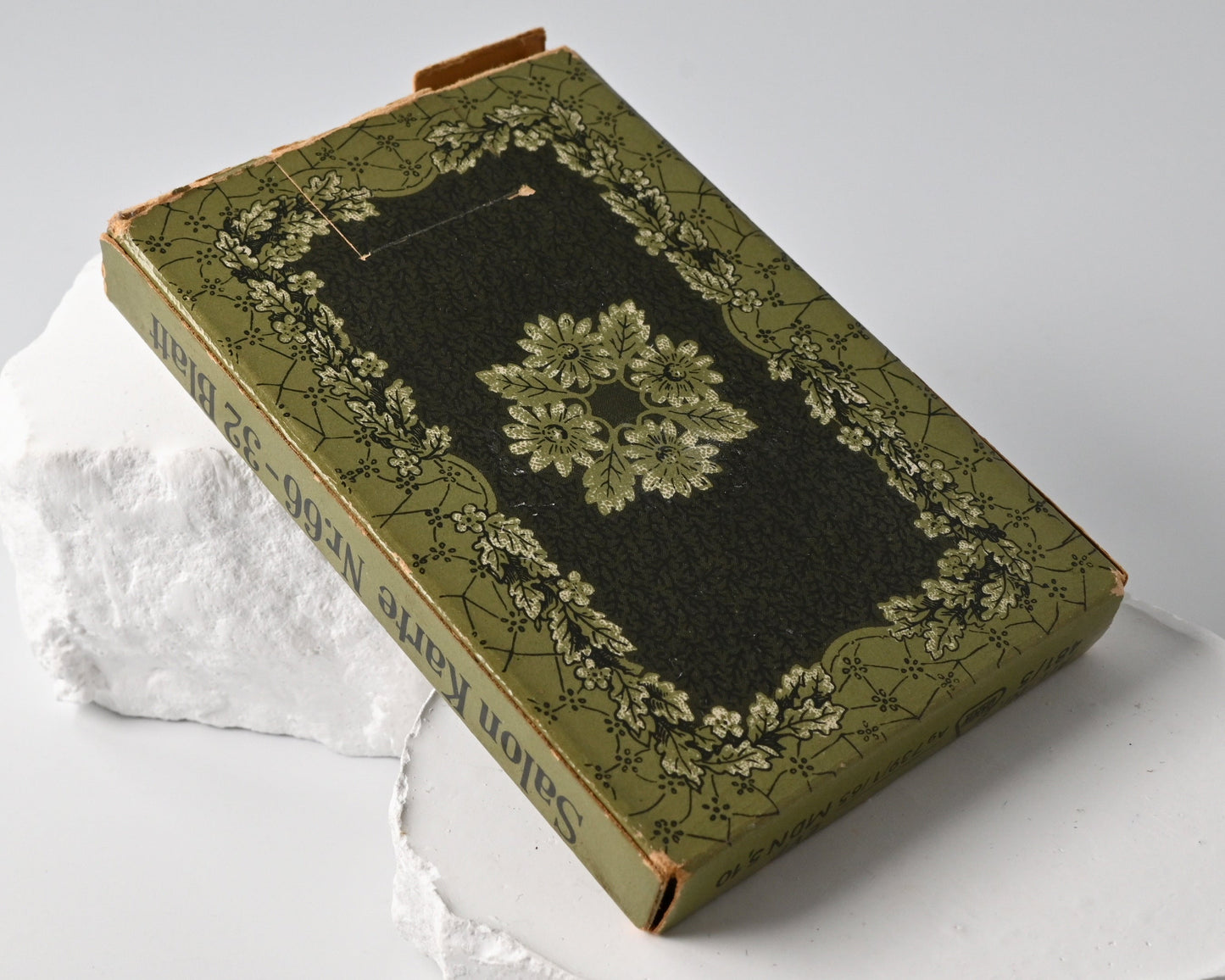 Skat Deck, VEB Altenburger Playing Cards DDR, Salon Deck No. 66, French Suited Cards, One of a Kind, 1960s