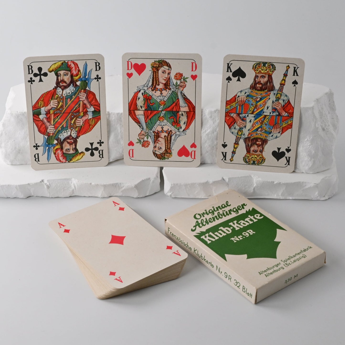 Vintage Skat Playing Cards, Altenburg DDR, Klub Karte No. 9R, French Suit, Single Piece, 1970s