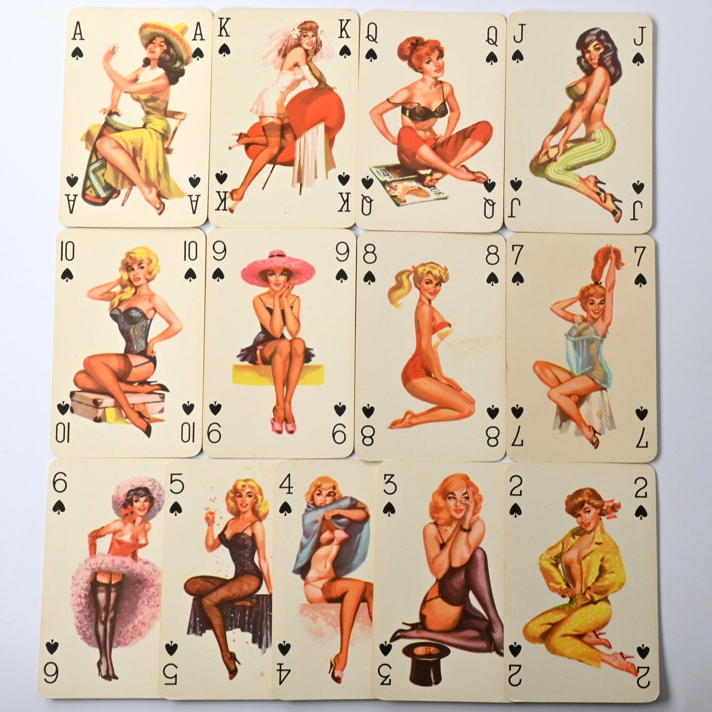 Pin Up Kartenspiel, Piatnik Budapest, Baby Dolls Sweetheart Motiv, Rommé, Bridge, Poker, Canasta, Sammlerstück, 1970er Jahre