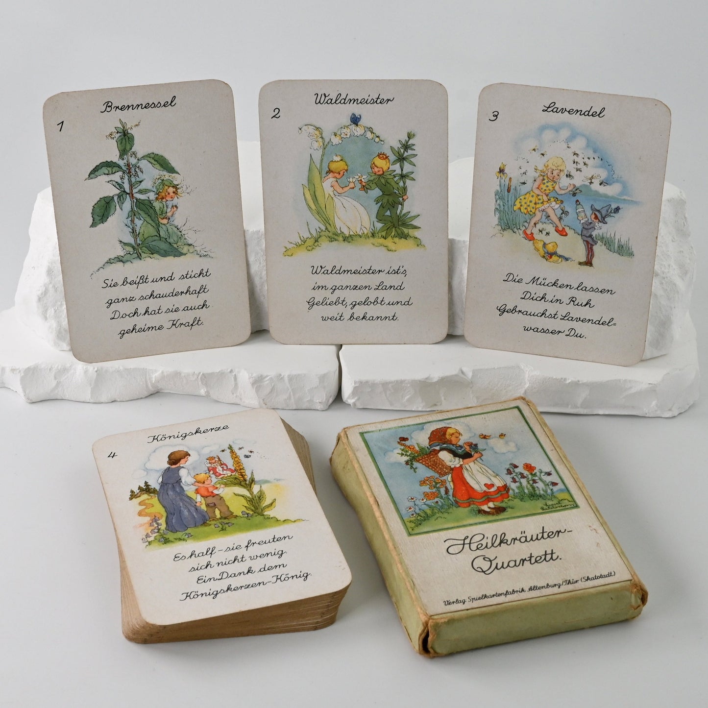 Quartettspiel – Heilkräuter-Quartett, Spielkartenfabrik Altenburg, Illustration Liesel Lauterborn, Einzelstück – 1950er Jahre