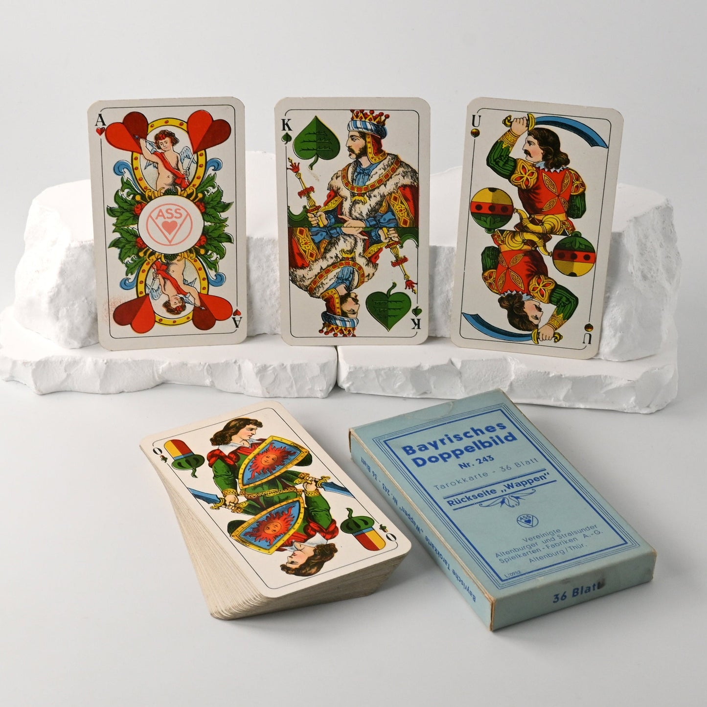 Tarock Kartenspiel, Altenburger Spielkarten, bayerisches Doppelbild, deutsches Blatt, für Tarock und Schafkopf, 1940er Jahre