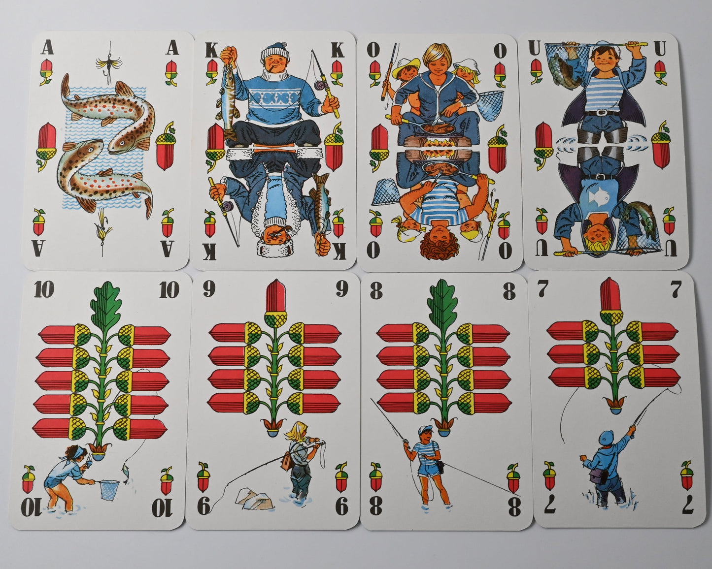 Skat deck DDR, VEB Altenburger Playing Cards, souvenir skat “angler” motif, German suited deck, 1980s