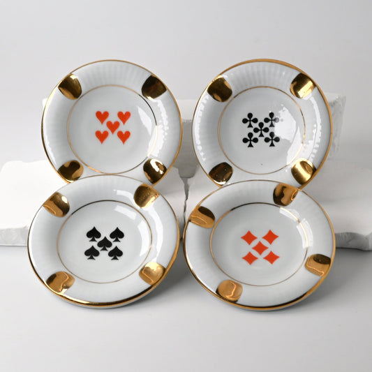 Keramik Aschenbecher Set mit Spielkartenmotiven, Mini Ascher für Poker, Bridge, Skat, Golddekor, Deutschland, Einzelstück, 1950er Jahre