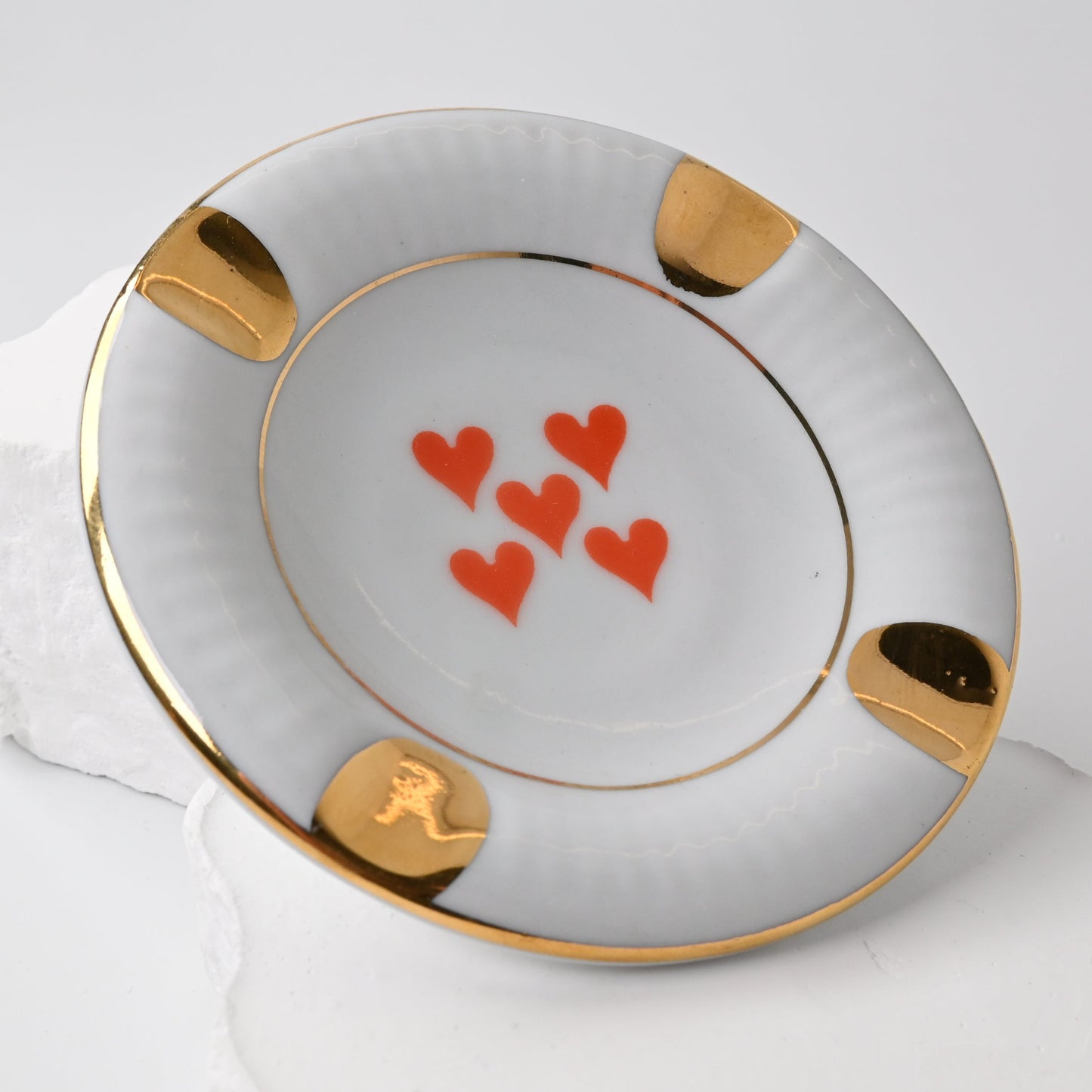 Keramik Aschenbecher Set mit Spielkartenmotiven, Mini Ascher für Poker, Bridge, Skat, Golddekor, Deutschland, Einzelstück, 1950er Jahre