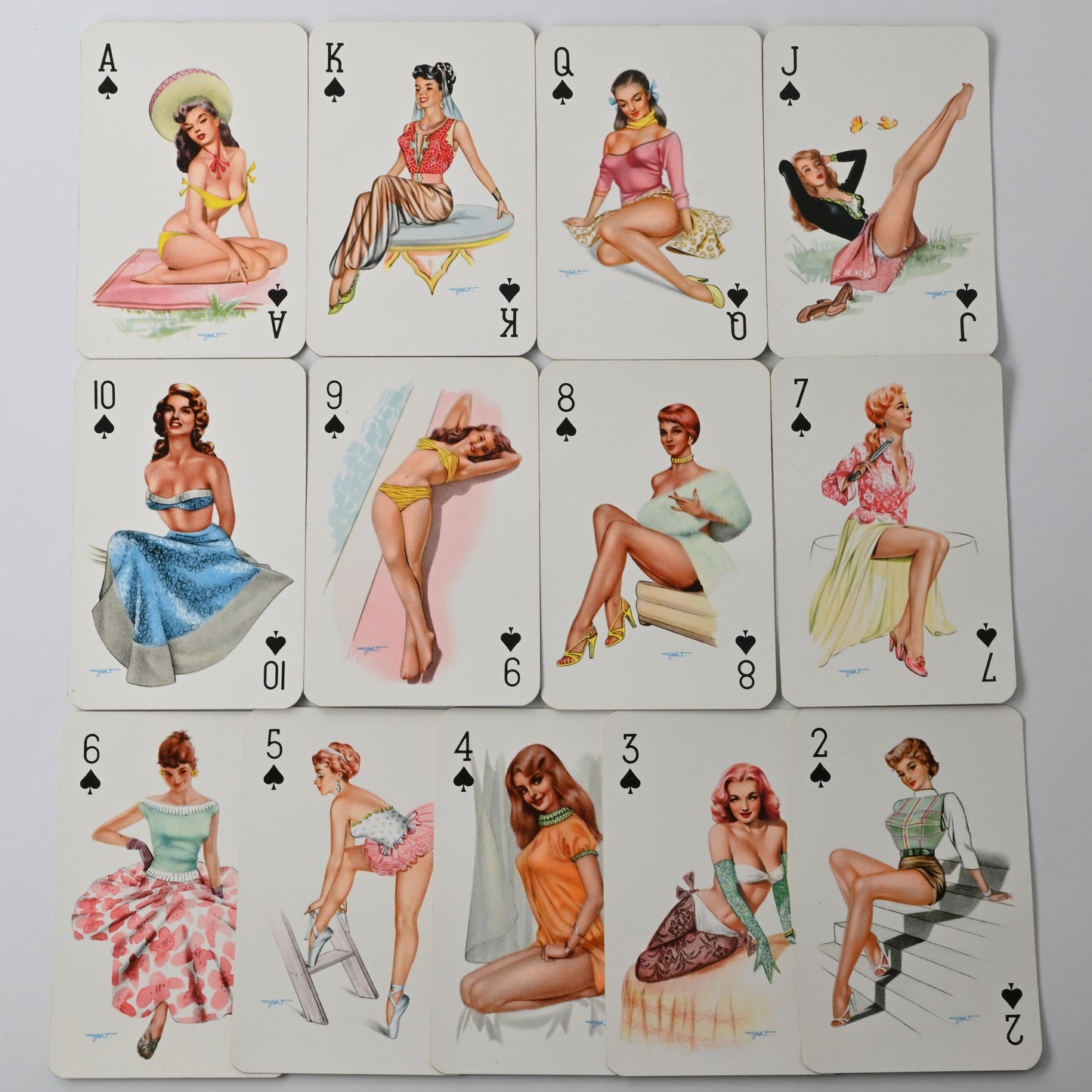 Bielefelder Playing Cards – Pin-Up “Baby Dolls / Sweetheart” Motif, Rommé, Poker, Bridge, Canasta Playing Cards, Vintage Collectible – 1970s