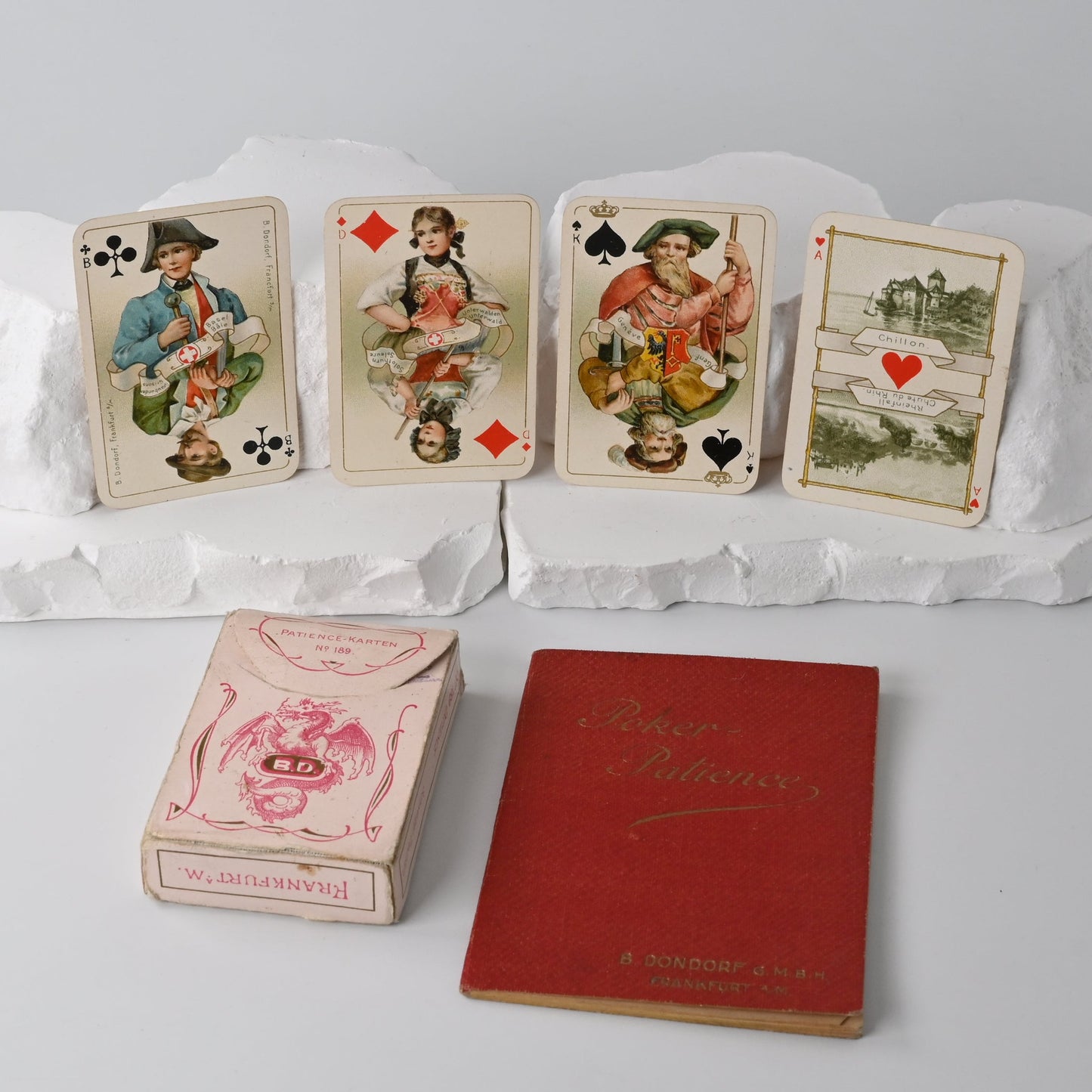 Patience Playing Cards – B. Dondorf, Patience No. 189 “Swiss Costumes”, with Original Booklet, Gilt Edges, One-of-a-Kind – 1900s