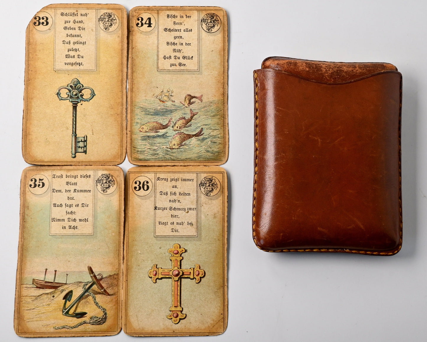 Wahrsagekarten No. 2, B.Dondorf, antikes Lenormand mit Lederetui, Verstexte, BD-Drachenlogo, 36 Blatt, Einzelstück, 1910er Jahre