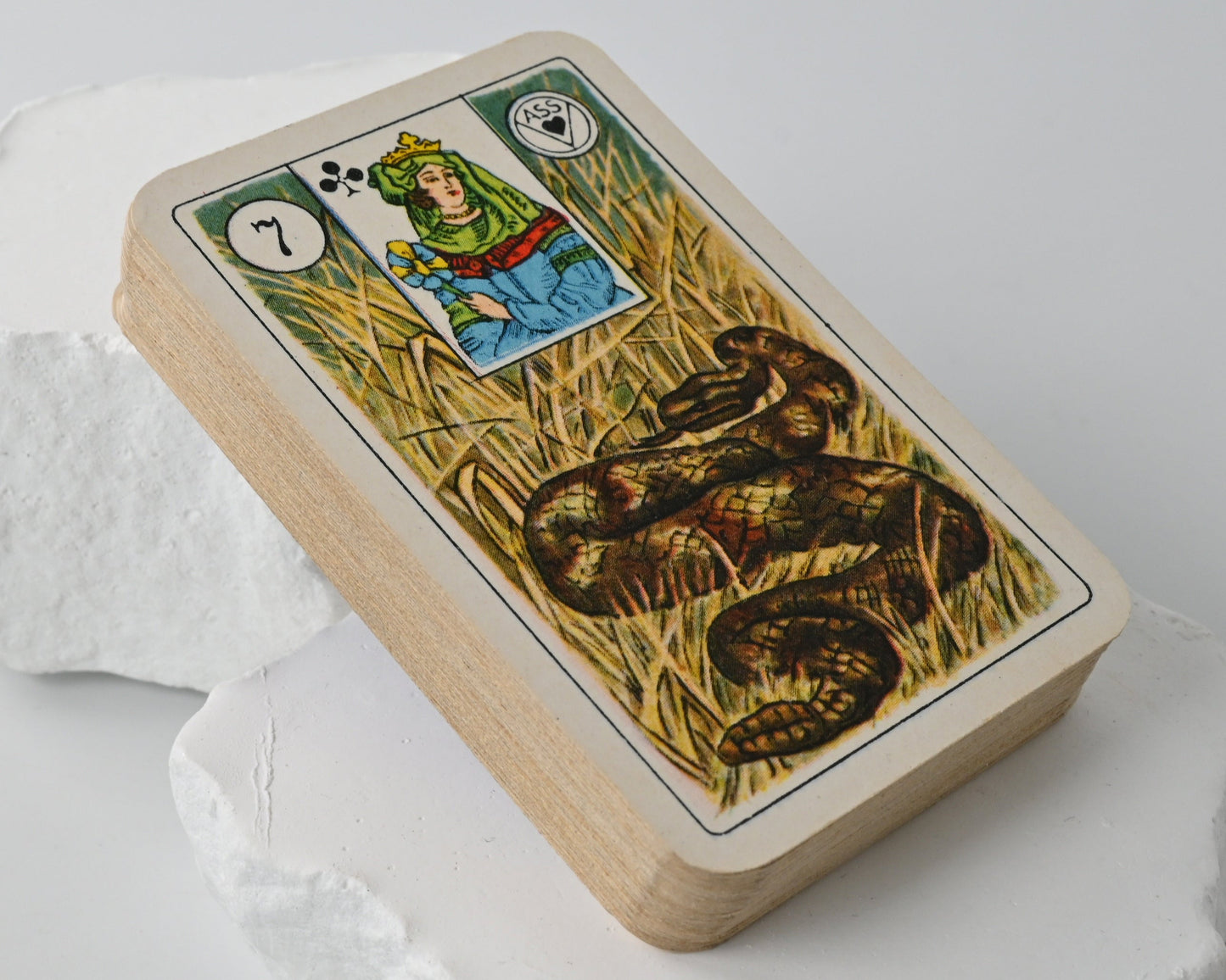 Wahrsagekarten mit Kartenbildern – Lenormand Orakelkarten, Vereinigte Altenburger & Stralsunder Spielkartenfabriken AG, Werk Ariston Detmold, 36 Blatt, Einzelstück – 1950er Jahre