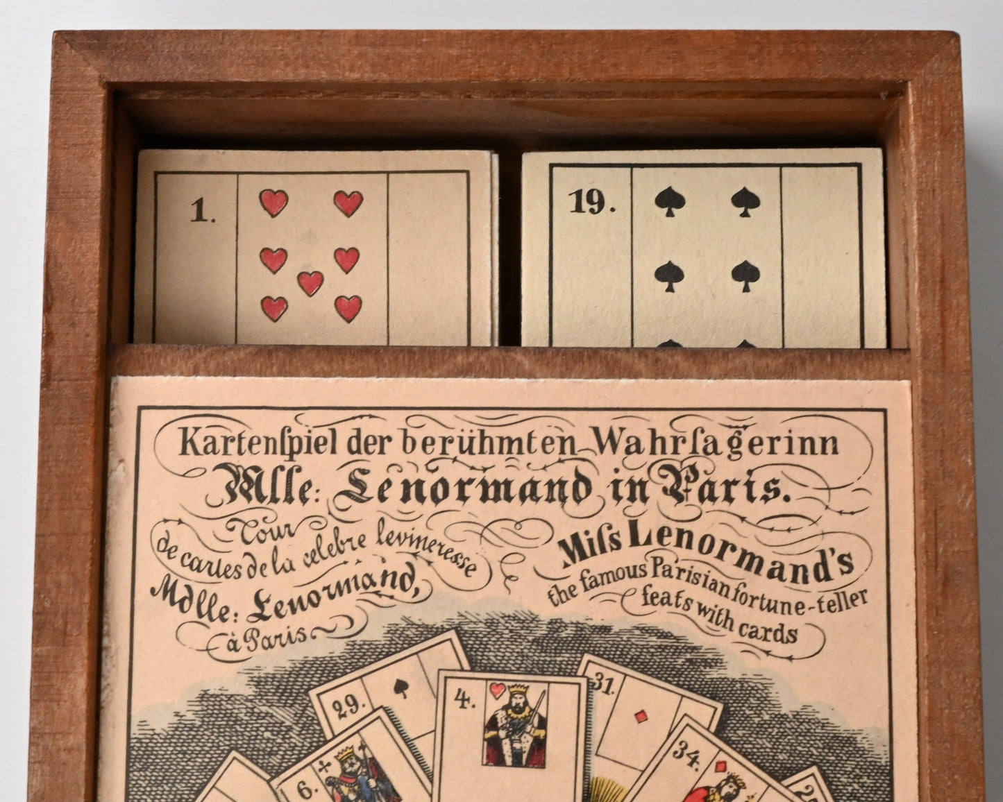 Lenormand Kartenspiel – Mlle Lenormand Wahrsagekarten, 36 Karten komplett, Holzbox, Reprint 1982 – 1980er Jahre